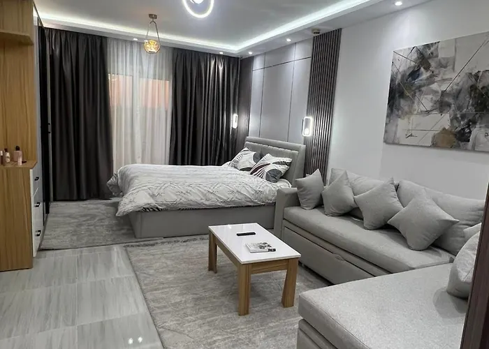 Apartment Avenue